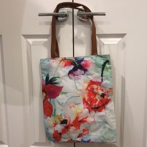Floral tote